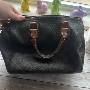 Louis Vuitton speedy 25